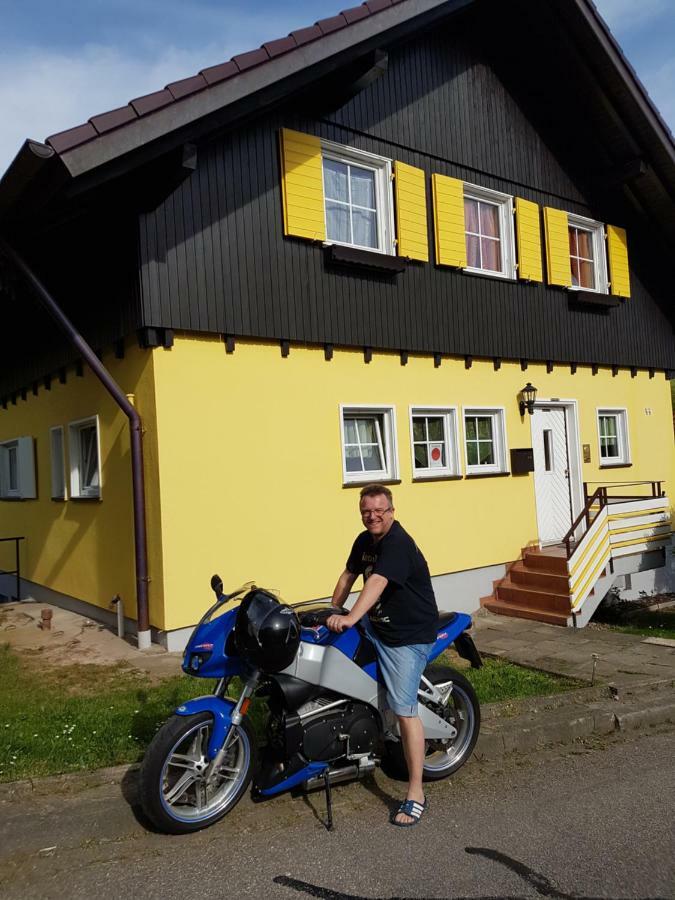 Ferienwohnung Am Siegelbaechle Mit E-Bikes Vermietung Gutach im Breisgau Bagian luar foto